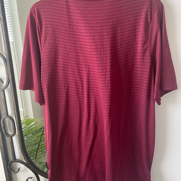 Nike dri fit tee - Picture 2 of 3